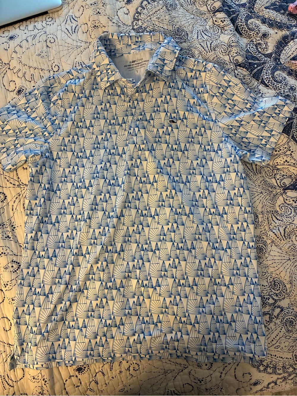 Vineyard Vines Blue and White Sankaty Polo - large (16)